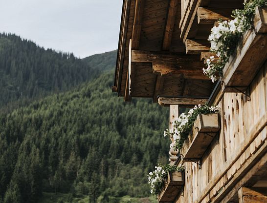 Gönnt euch eine entspannte Auszeit inmitten der Tiroler Alpen.