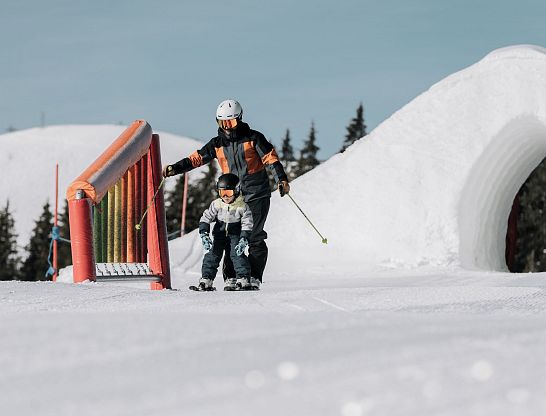 Hotel Thurnerhof – Familienurlaub im Winter in Saalbach Hinterglemm Home of Lässig-06