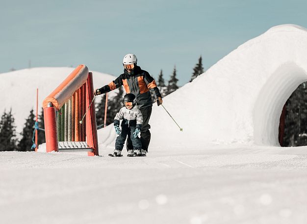 Hotel Thurnerhof – Familienurlaub im Winter in Saalbach Hinterglemm Home of Lässig-07
